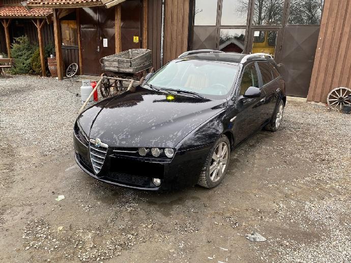 Alfa Romeo 159