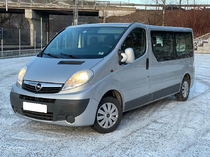 Opel Vivaro Tour