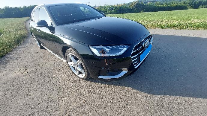 Audi A4 quattro